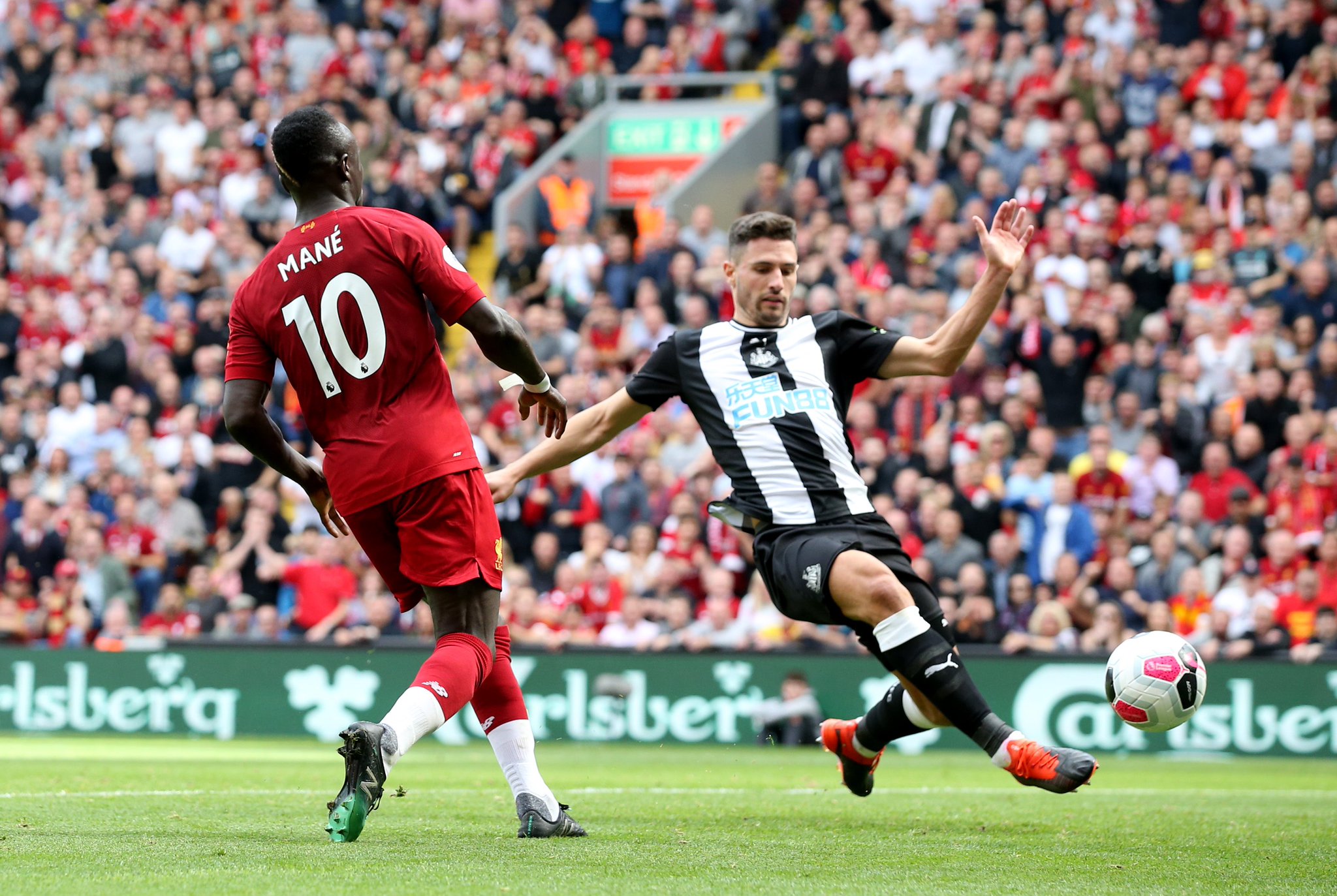 桌上积极寻 桌上积极寻